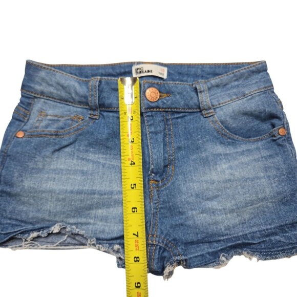 Epic Threads Shorts Girls 10 Blue Stretch Medium Wash Cutoff 24 in Waist - Picture 4 of 10
